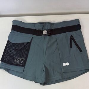 NWT Nike Women's Cargo Shorts in Teal with Black Details